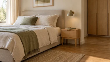 Comodini piccoli: tre soluzioni da scegliere per il letto