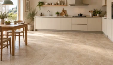 Pavimento cucina: materiali, colori e idee d’arredo