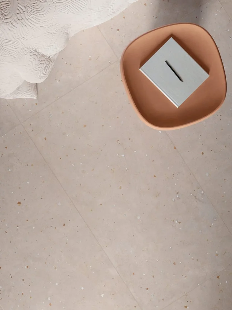 EggScape Powder nell’ambientazione con seduta