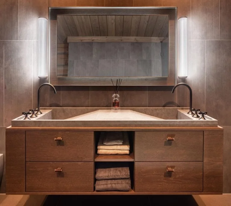 Doppio lavabo con rubinetteria Vaia Dornbracht