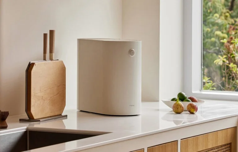 Minix CompostDryer accanto alla zona di preparazione