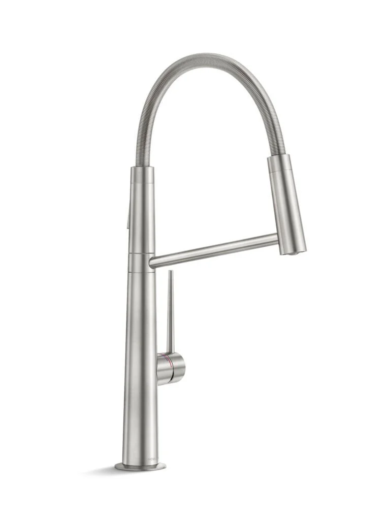 Nobili Levante nella finitura inox, con flessibile ad arco e leva sottile