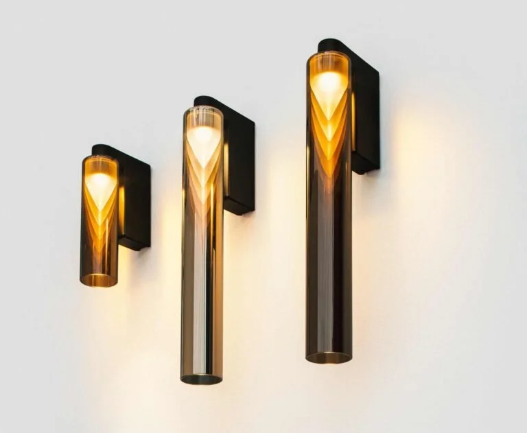 Lampade Iconica Wall Penta con volume luminoso in vetro