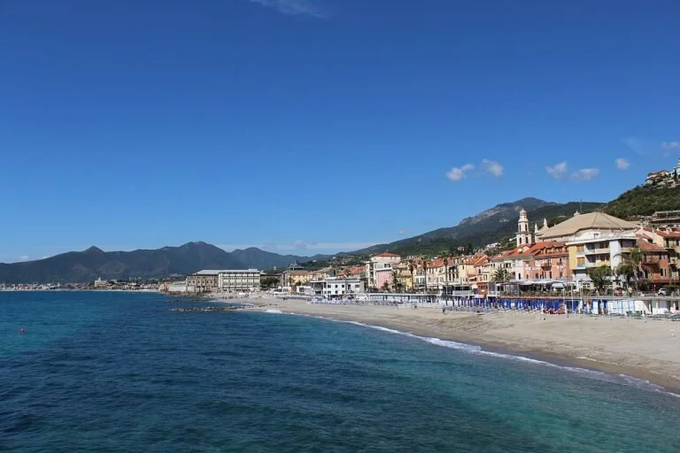 Veduta di Pietra Ligure.