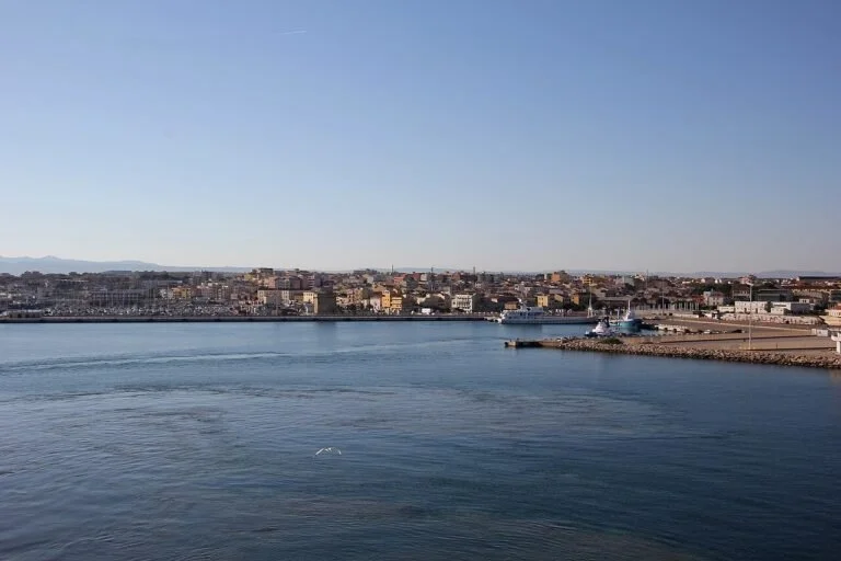 Veduta di Porto Torres.