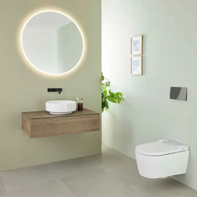 Geberit Sigma70 in un bagno dai toni chiari